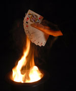 Tour de magie avec des cartes